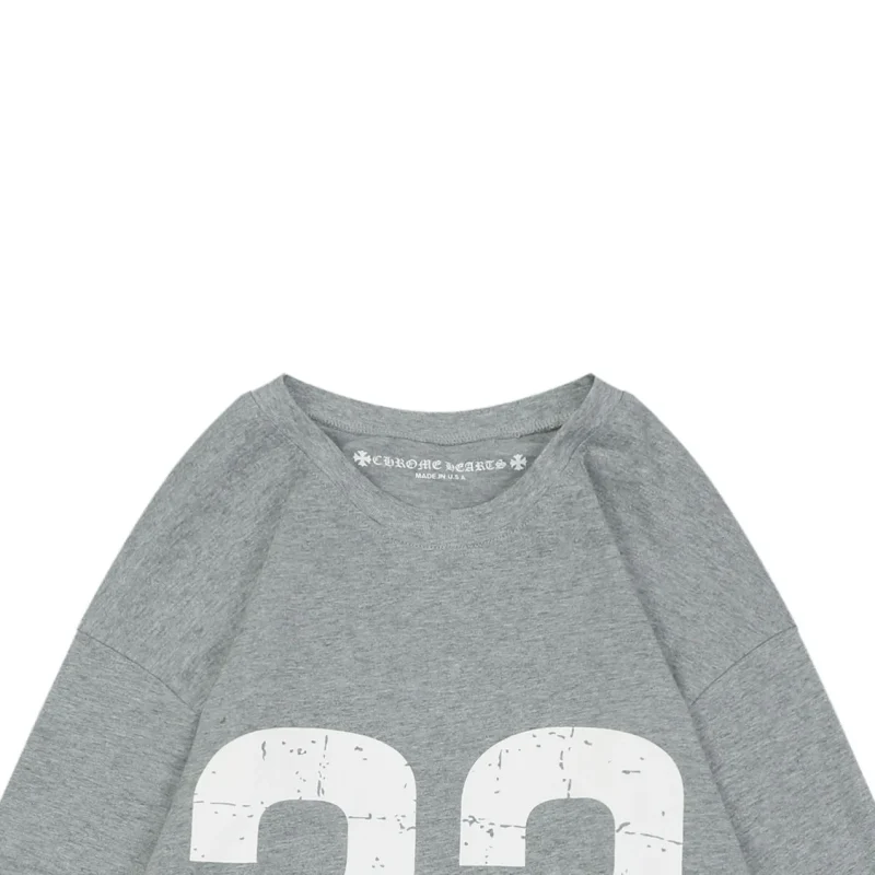 Neckline