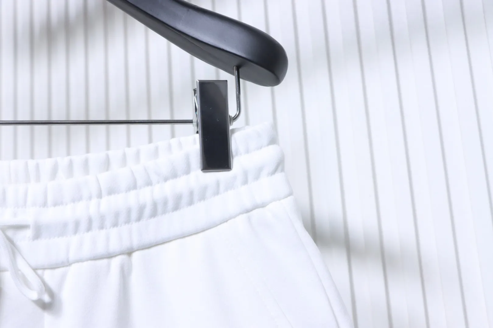Half View Waistline