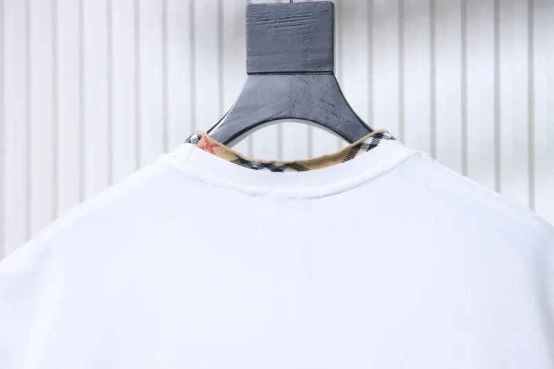 Back Check Trim Pocket T-Shirt