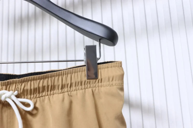 Half View Waistline