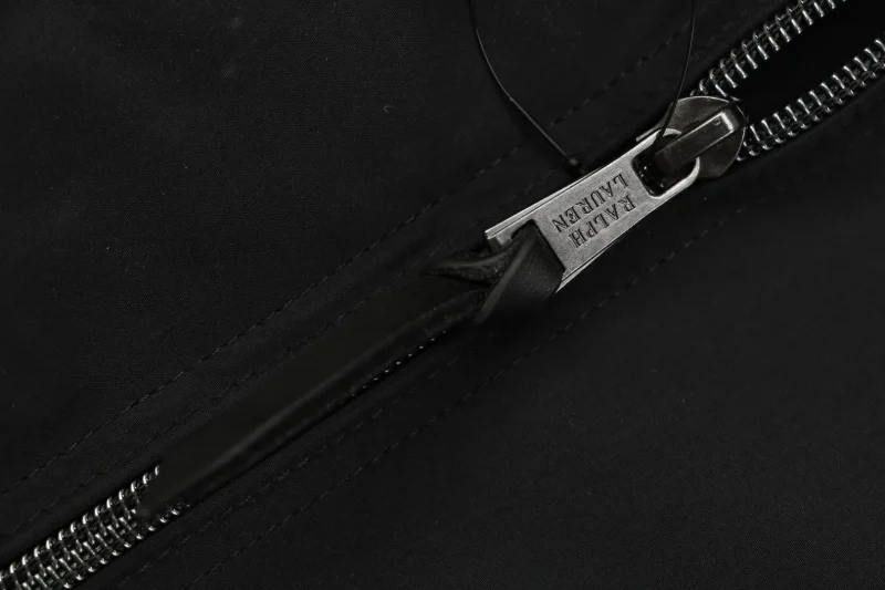 Zipper Detail