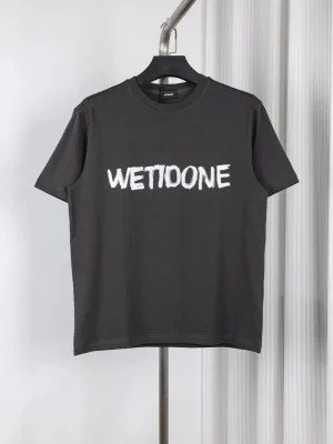 Well Done Graffiti Letter Print T-Shirt