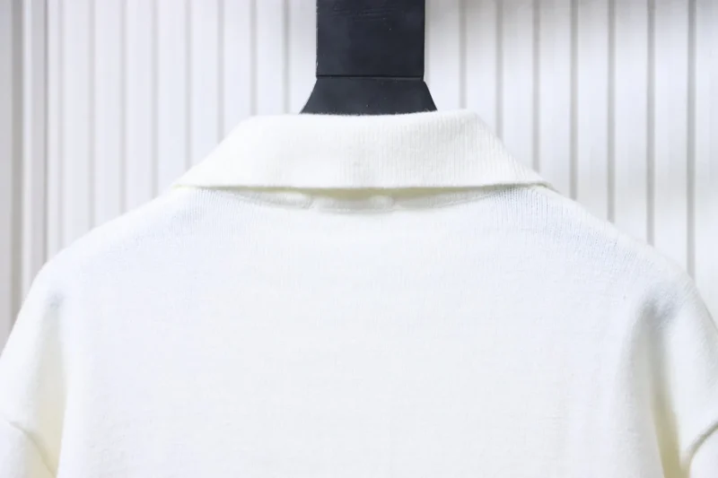 Back Neckline