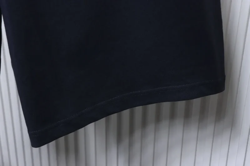 Bottom Hem Detail