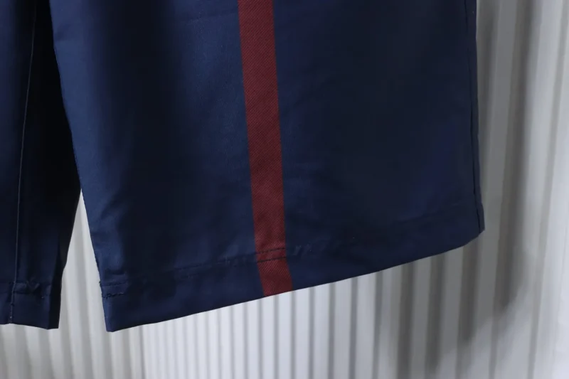 Bottom Hem Detail