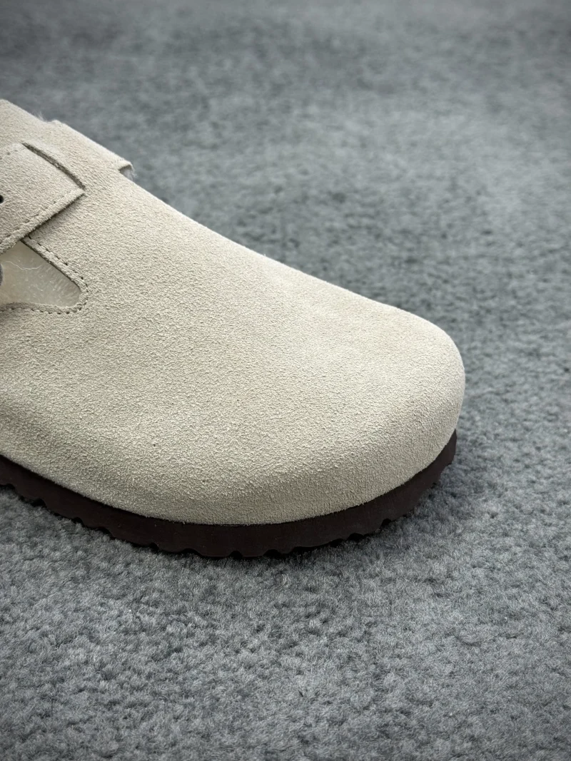Mesh Toe Box