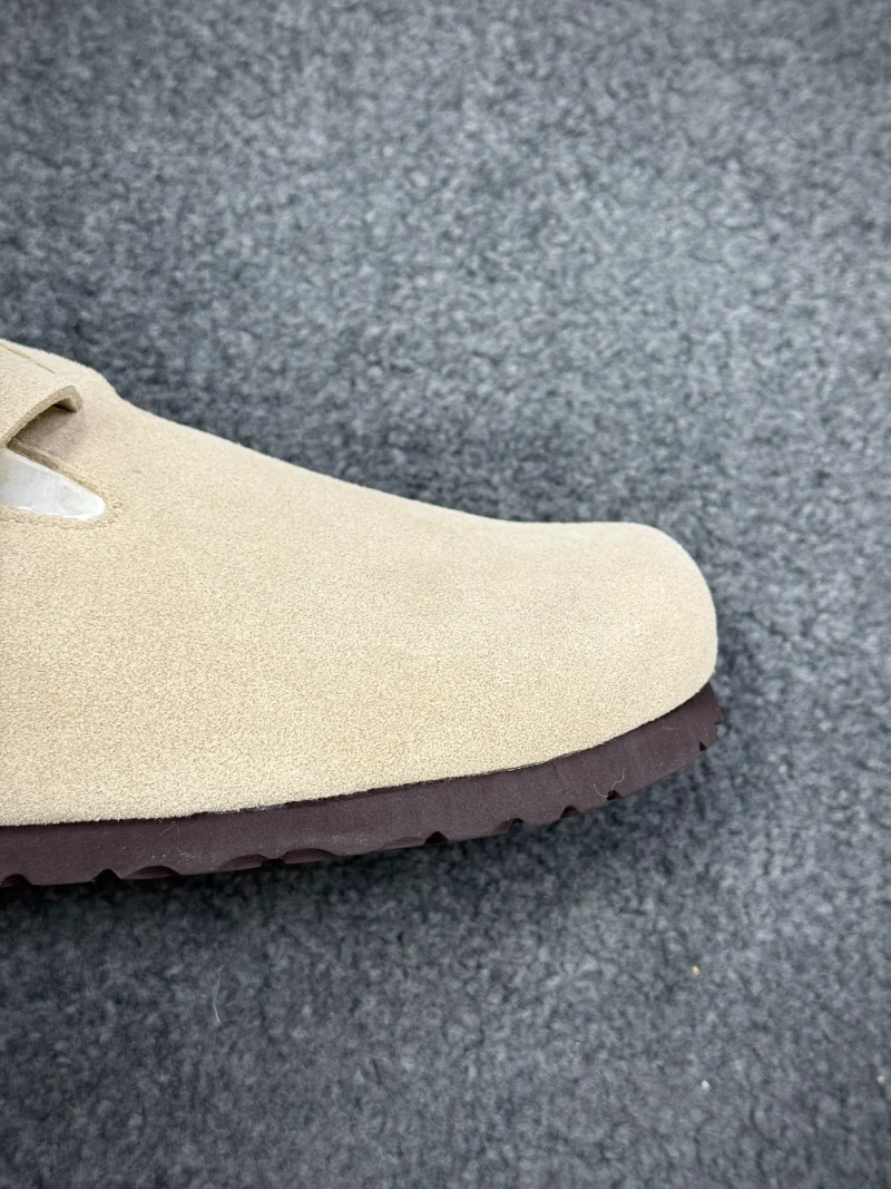 Front Toe Detail