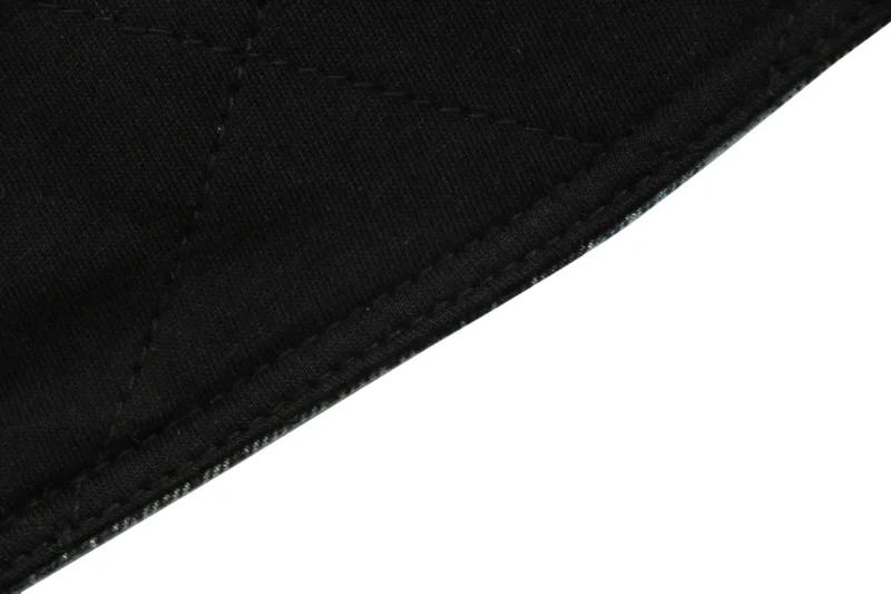 Bottom Hem Detail