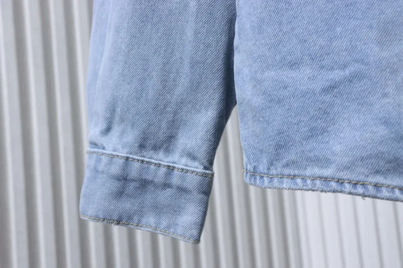 Long Sleeve Detail