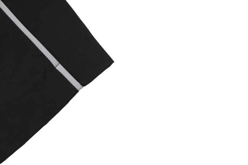 Bottom Hem Detail