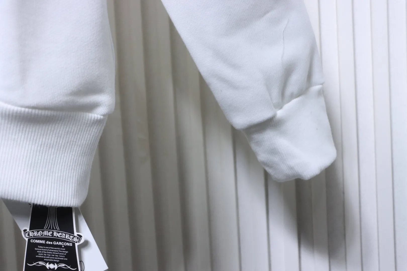 Long Sleeve Detail