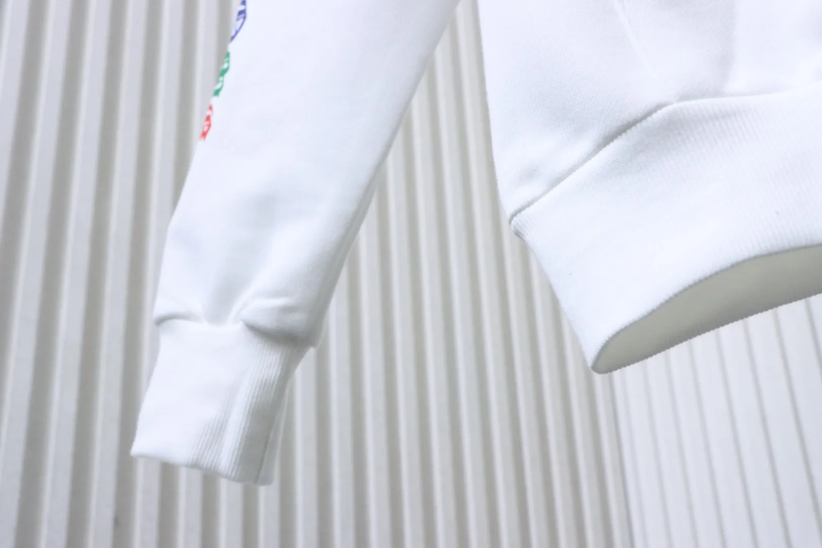 Long Sleeve Detail