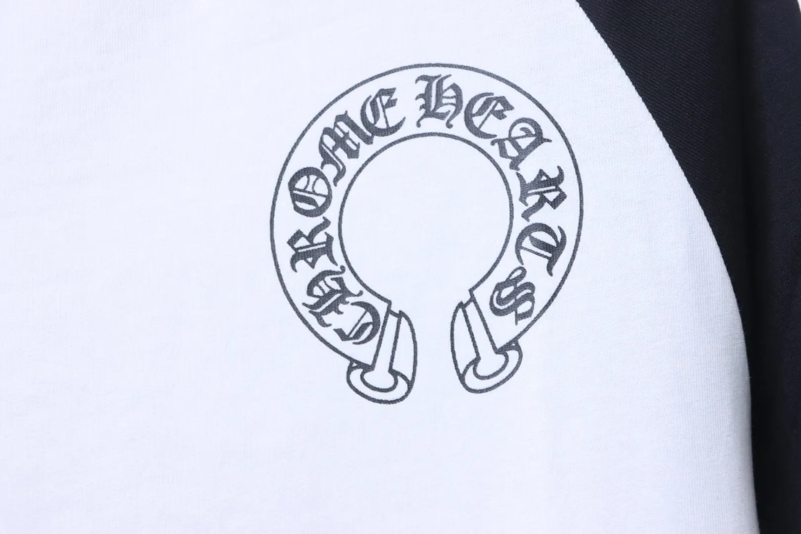 Logo Detail