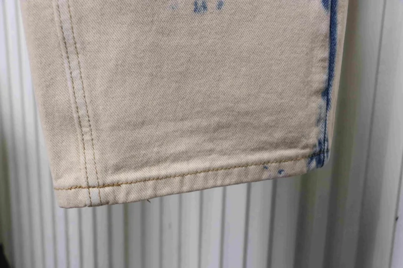 Bottom Hem Detail