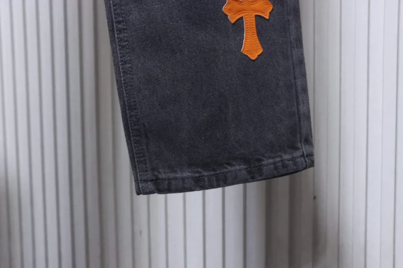 Bottom Hem Detail