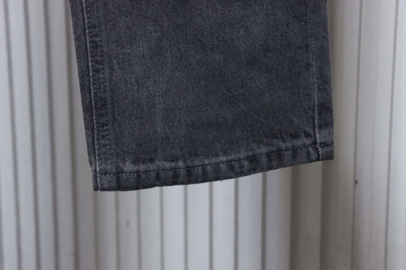 Bottom Hem Detail