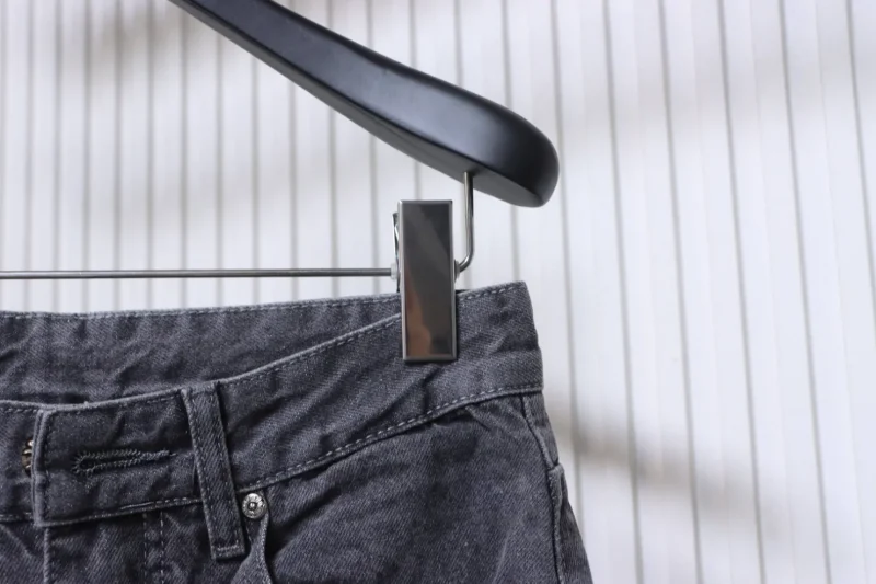 Half View Waistline