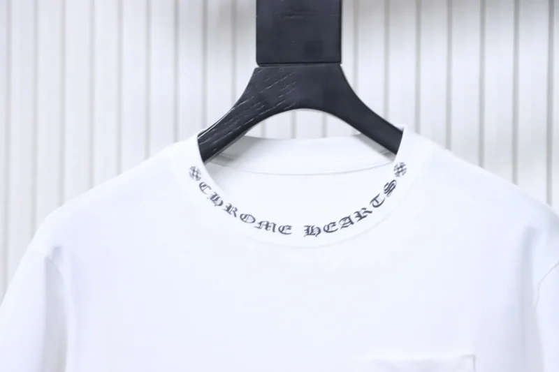 Neckline