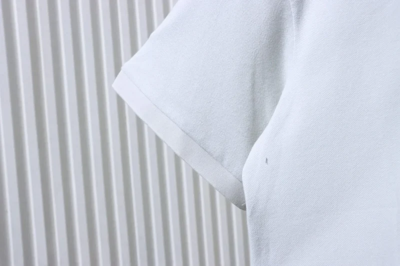 Short Sleeve Detail