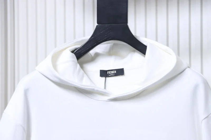 Collar Detail