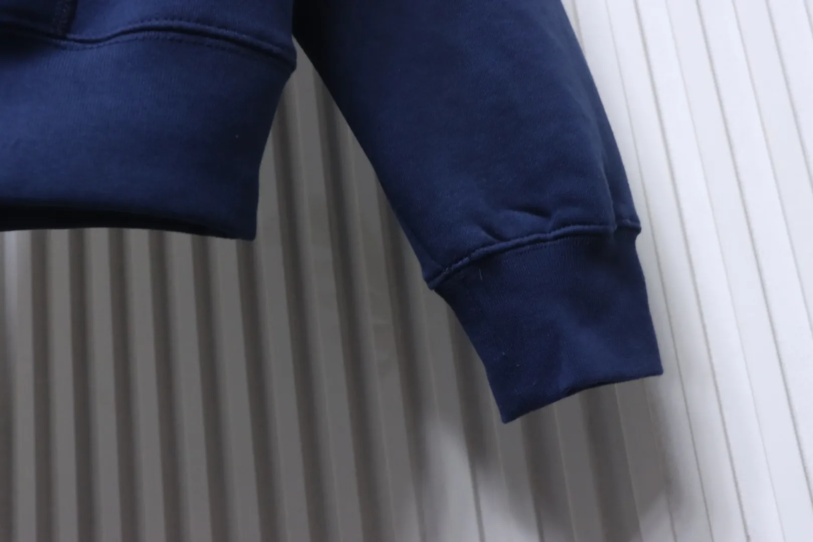 Long Sleeve Detail