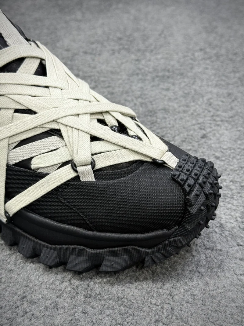 Mesh Toe Box
