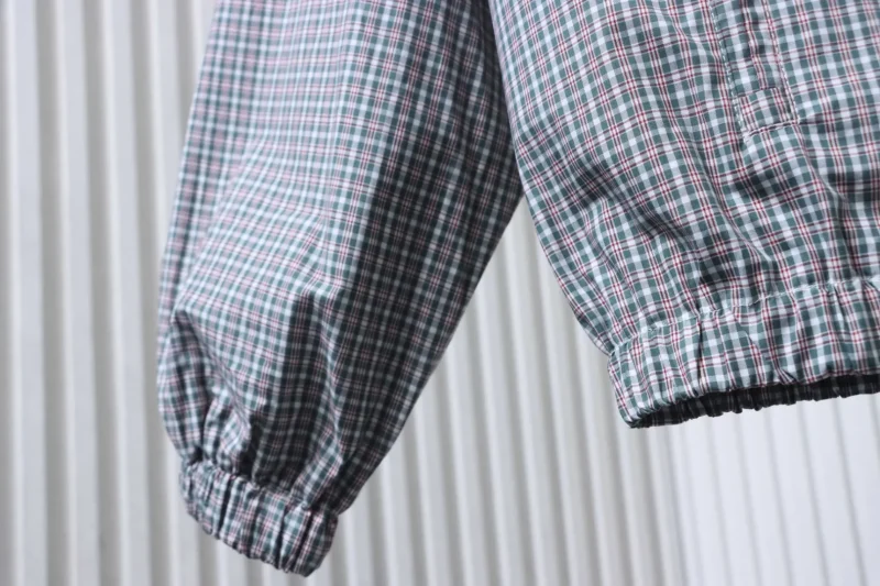 Long Sleeve Detail