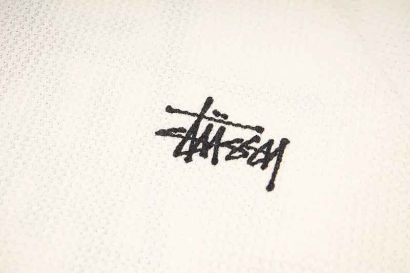 Logo Detail