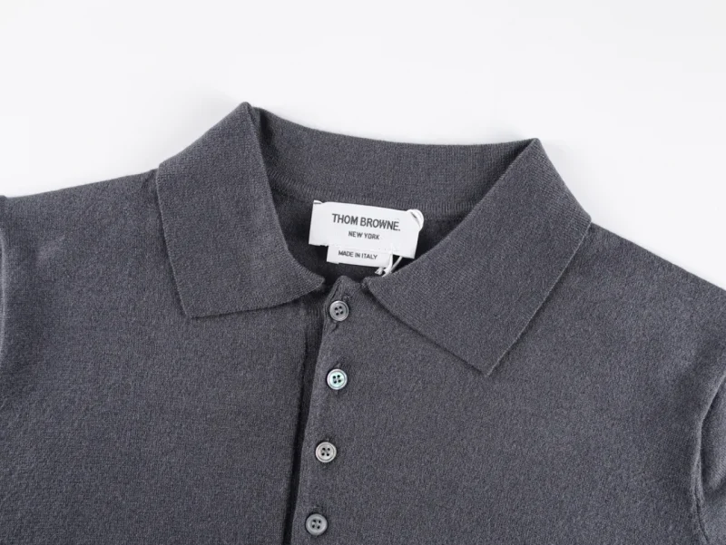 Collar Detail