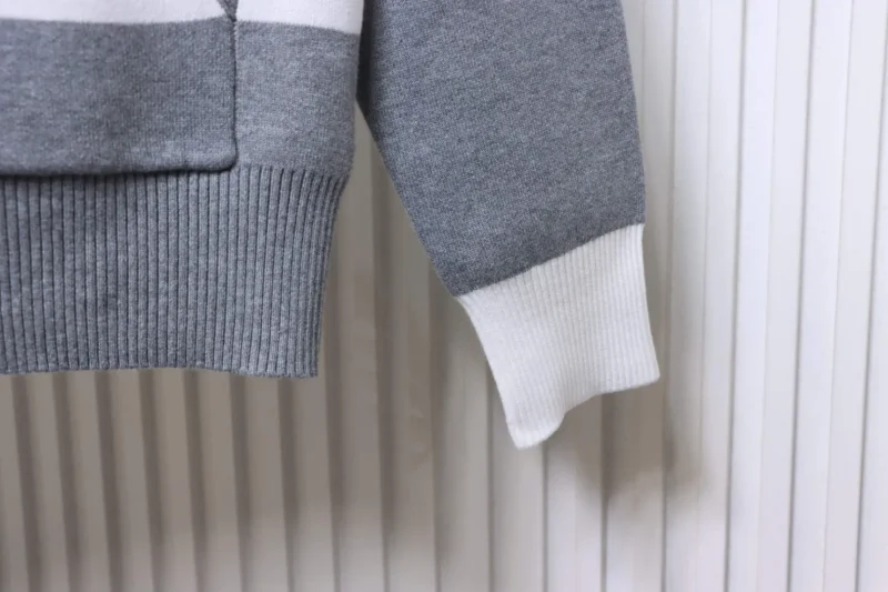 Long Sleeve Detail