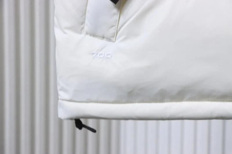 Bottom Hem Detail