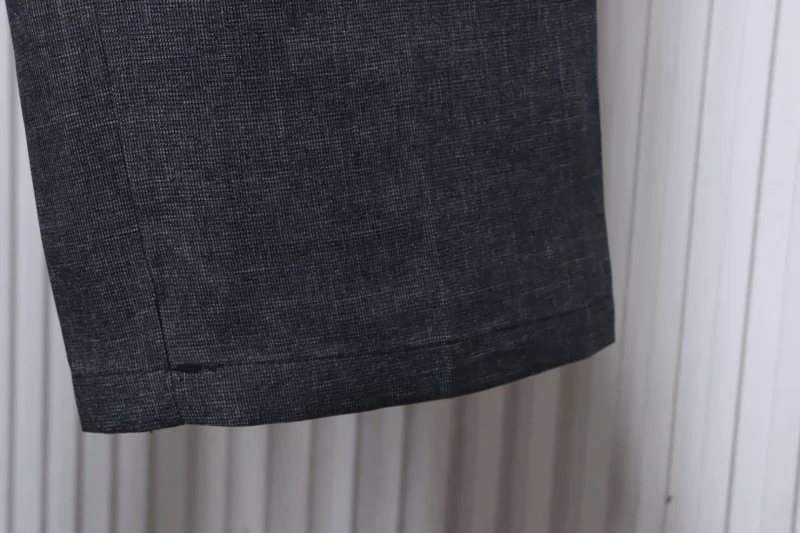 Bottom Hem Detail