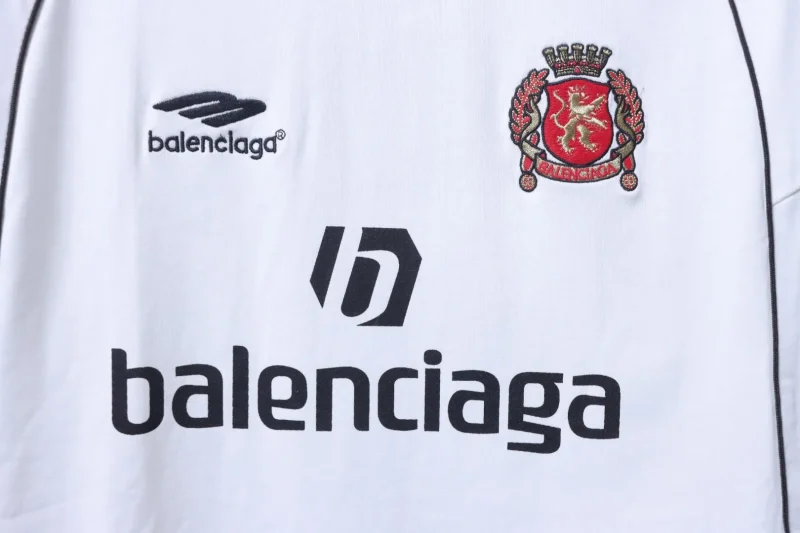 Logo Detail