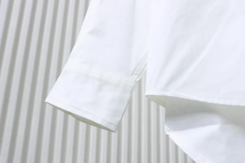 Long Sleeve Detail