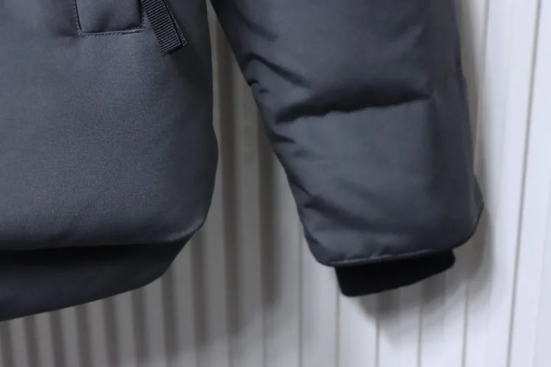 Long sleeve Detail