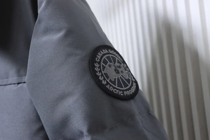 Shoulder Logo Gray Patch