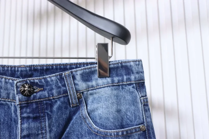 Half View Waistline