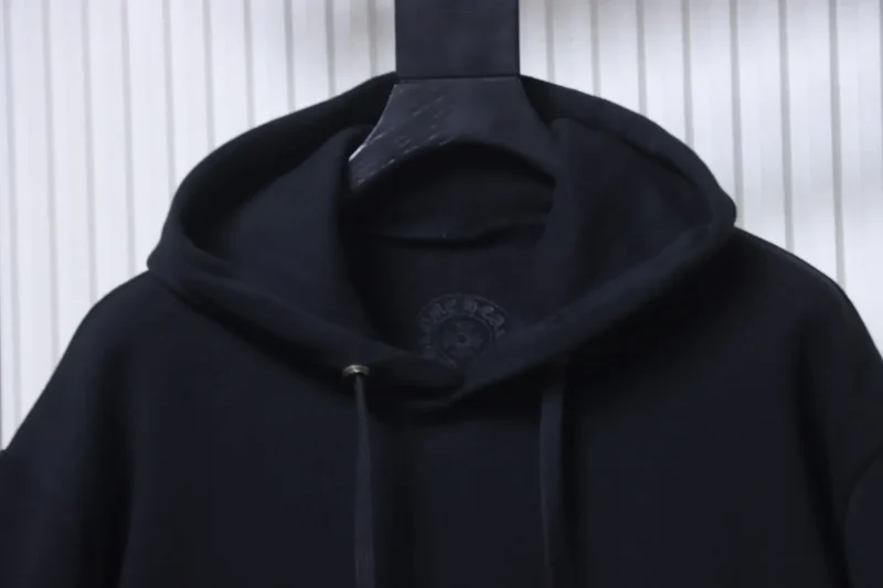 Collar Detail