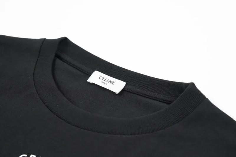 Neckline