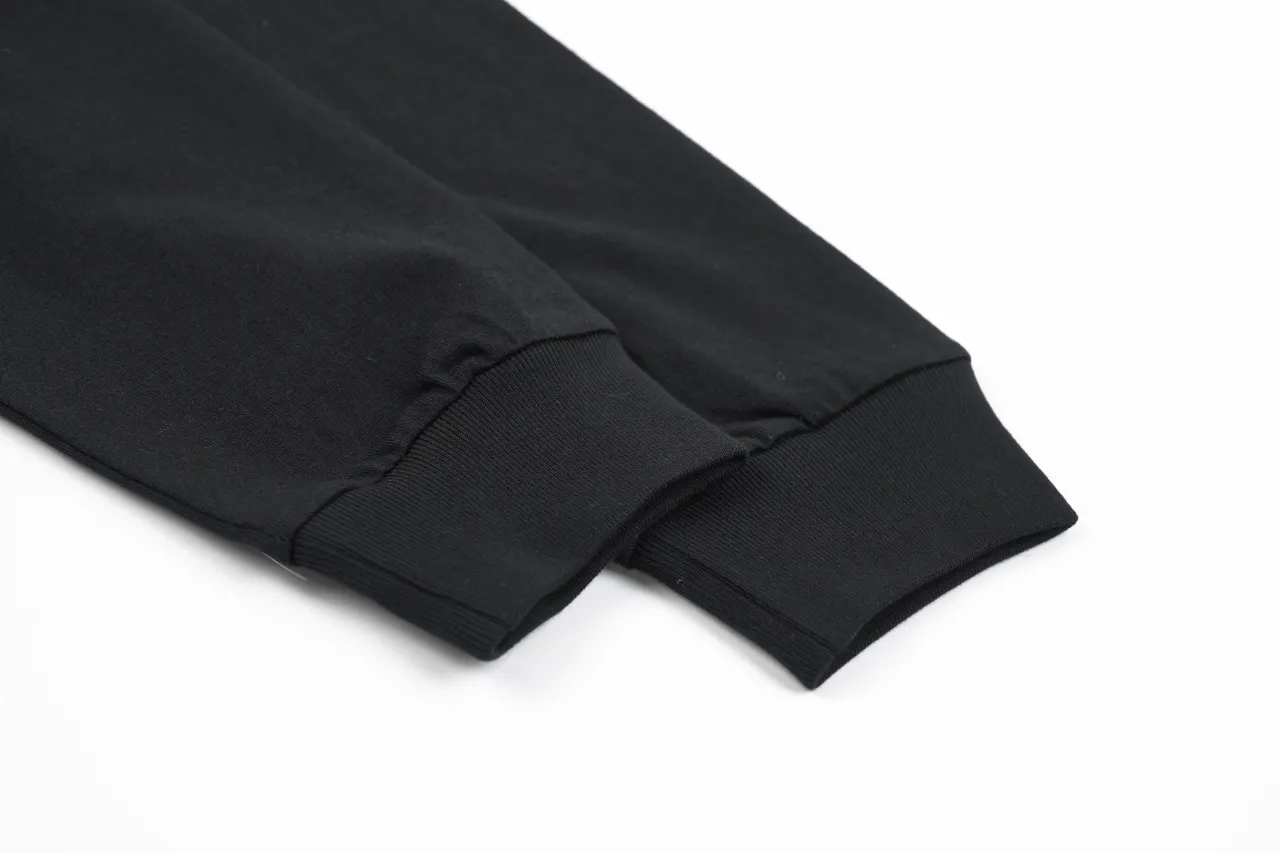 Long Sleeve Details