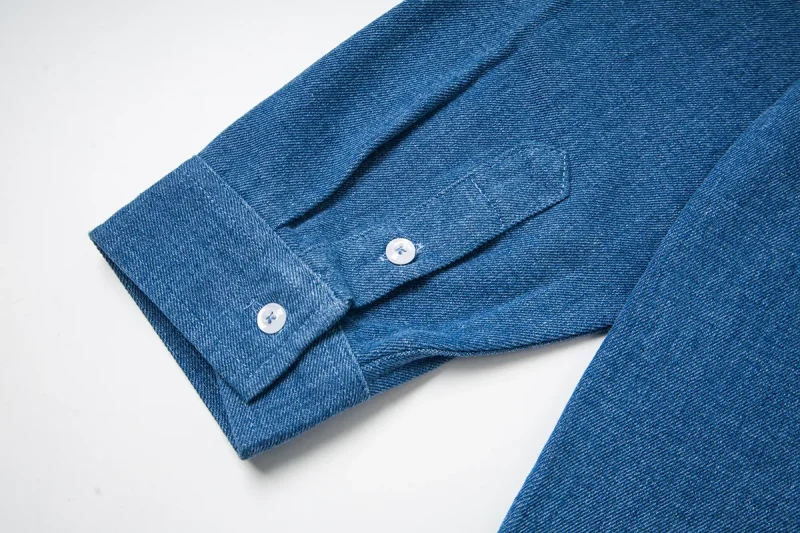 Sleeve Cuff Detail