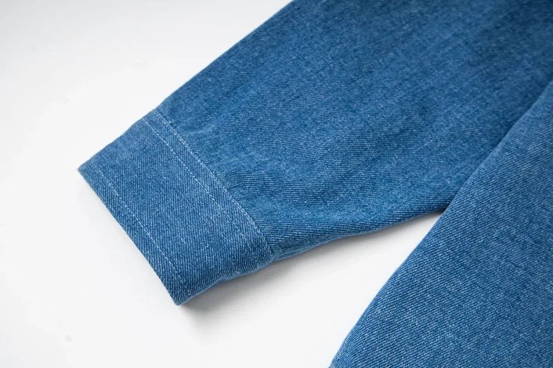Sleeve Cuffs Detail