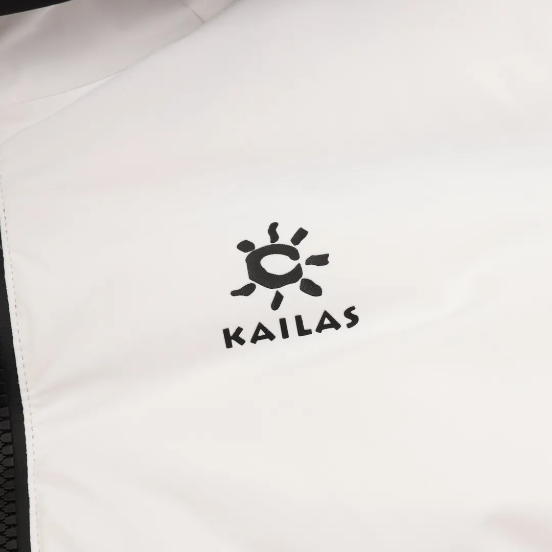 Logo Detail