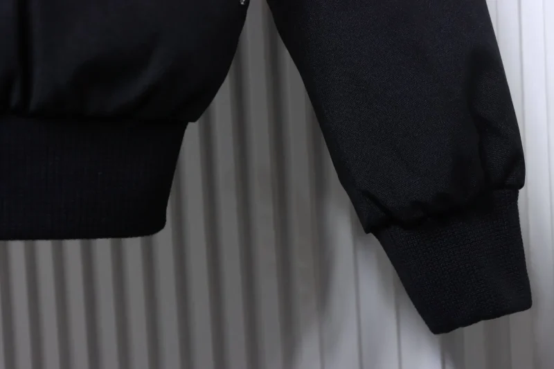 Long Sleeve Detail