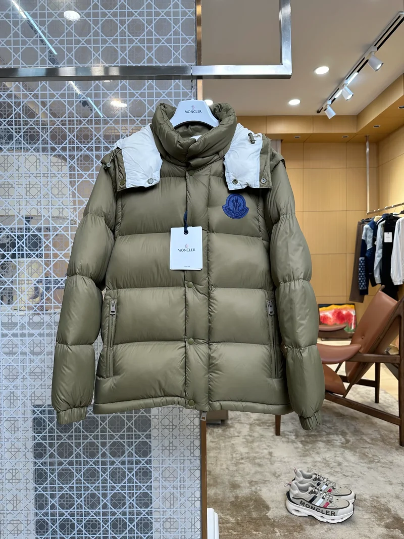 Mcler Detachable Sleeve Hooded Down Jacket