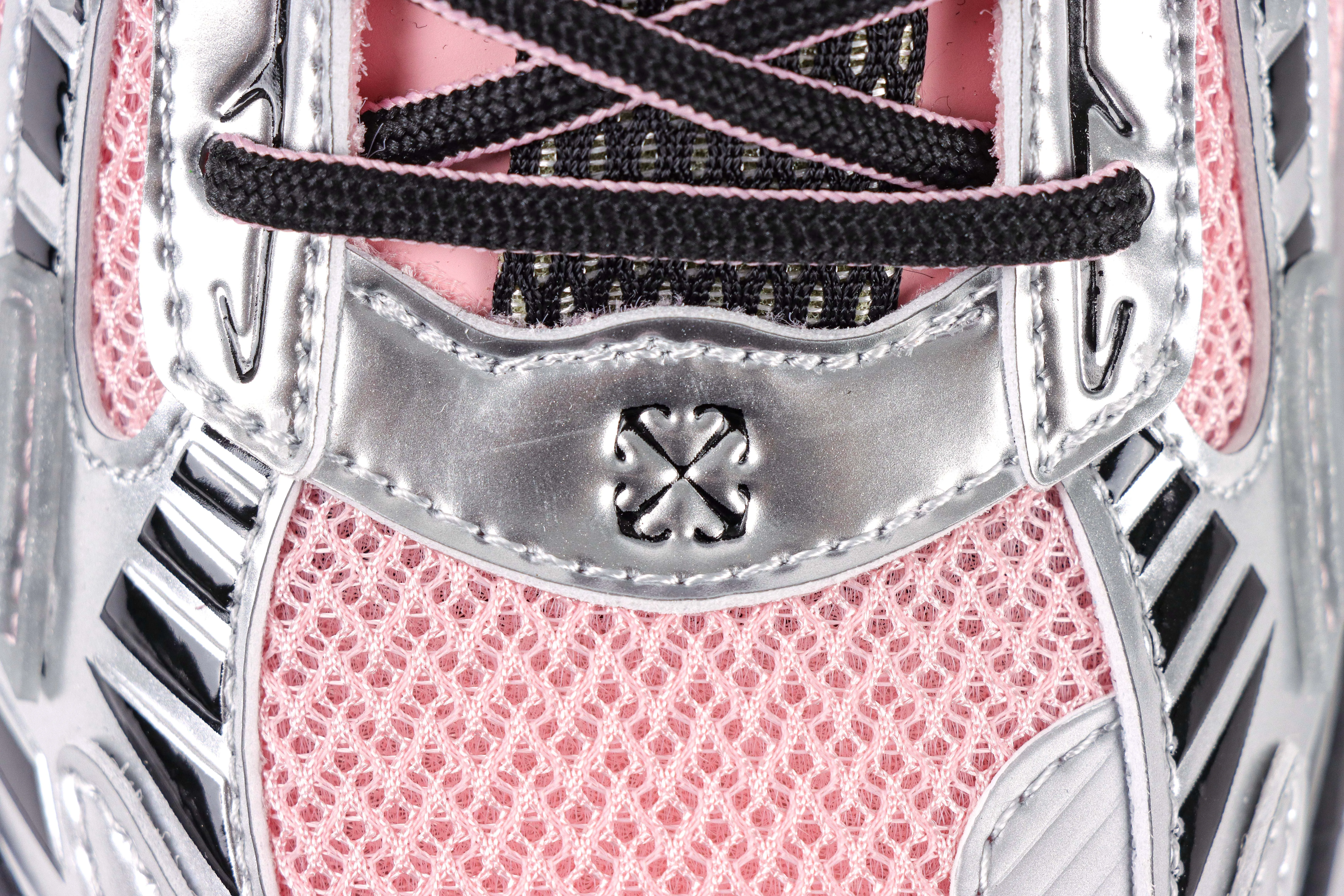 Logo Detail