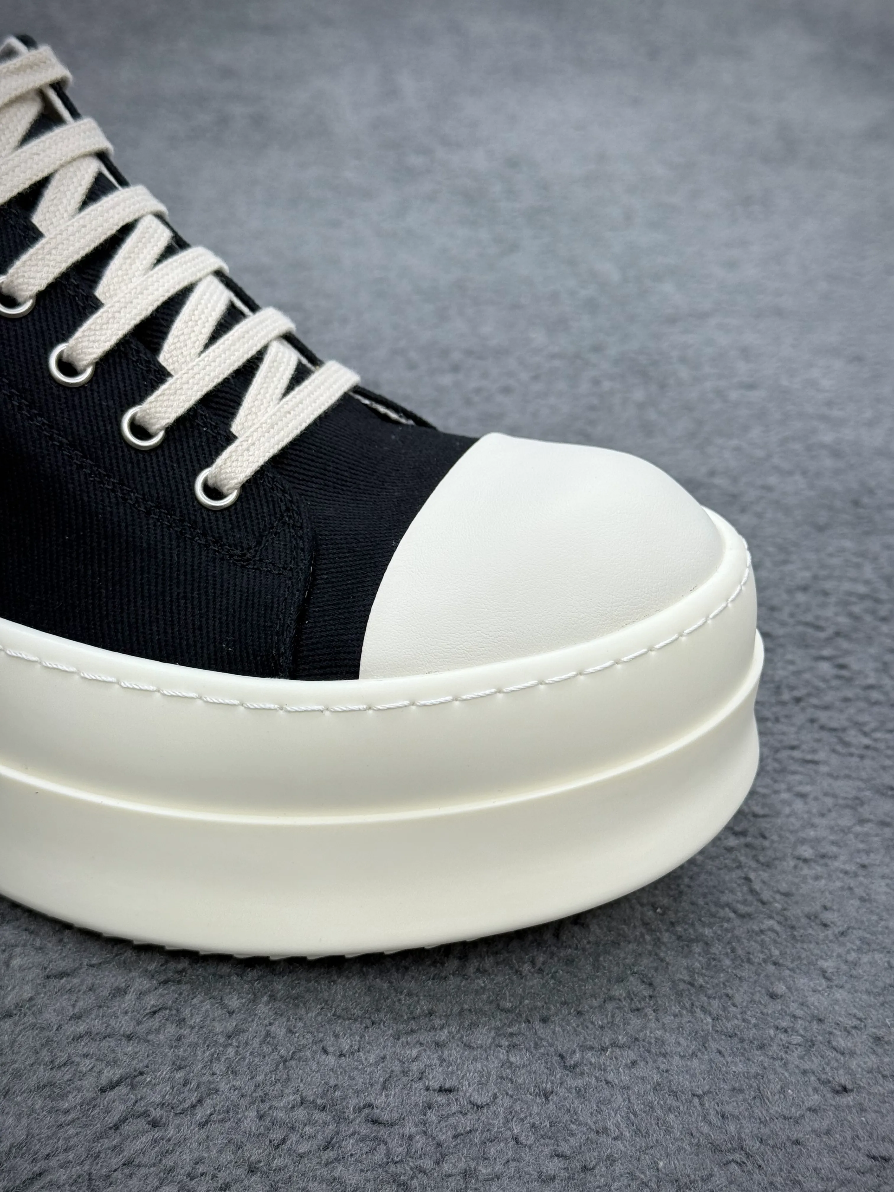 Mesh Toe Box