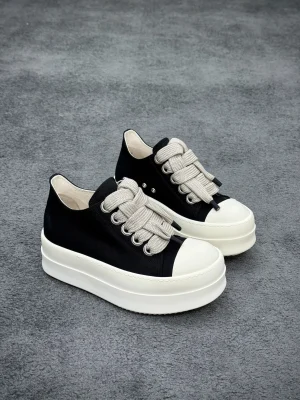 R 0wens DRKSHDW Mega Bumper Jumbolace Low BlackMilk Sneakers Angeled View