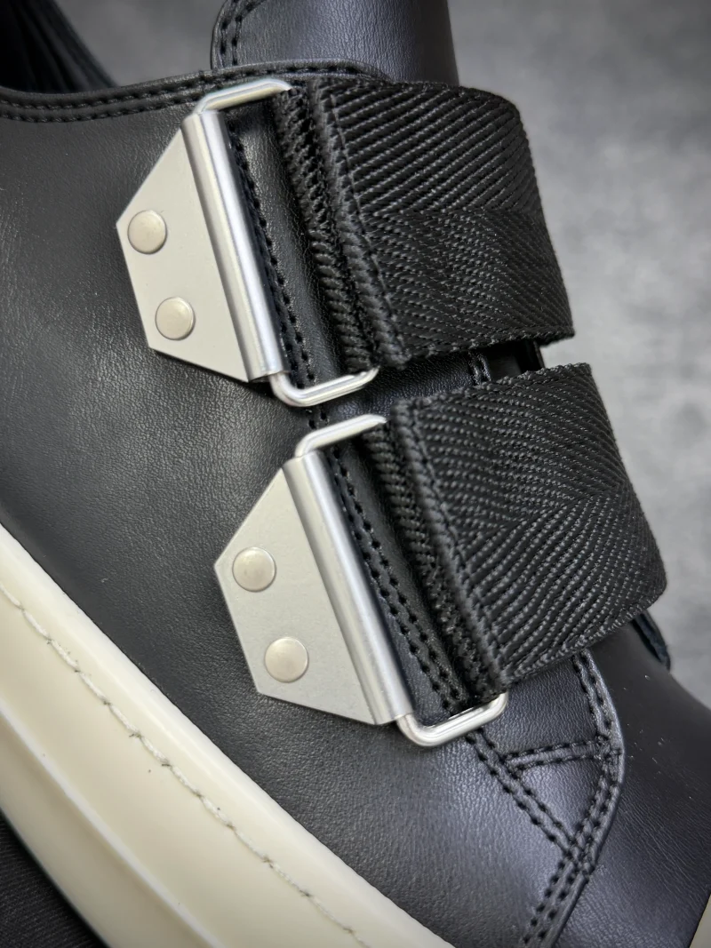 Side Strap Detail