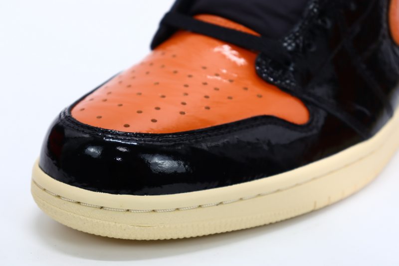 AIR JORDAN 1 RETRO HIGH OG SHATTERED BACKBOARDS 3.0 REPLICA - Image 3